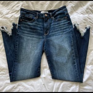 Size 27 high waisted ankle skinny BKE Parker in perfect condition